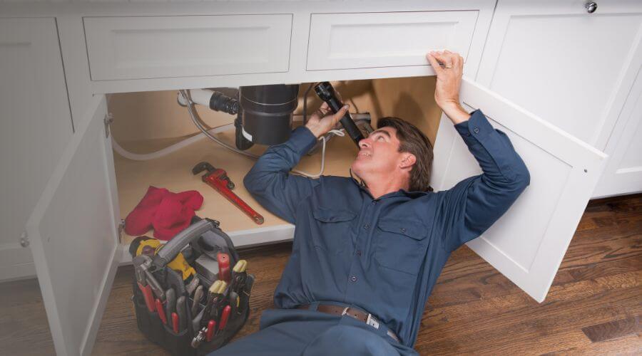 Professional Tankless Water Heater Installation in Knickerbocker, TX